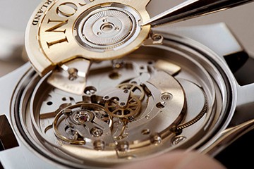 重庆欧米茄手表维修点地址查询